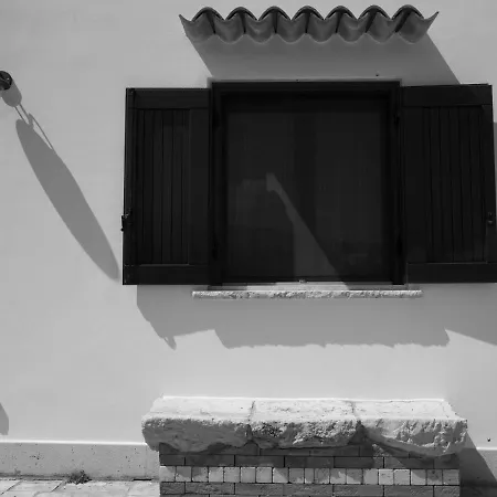 Valmar Scopello Villa *